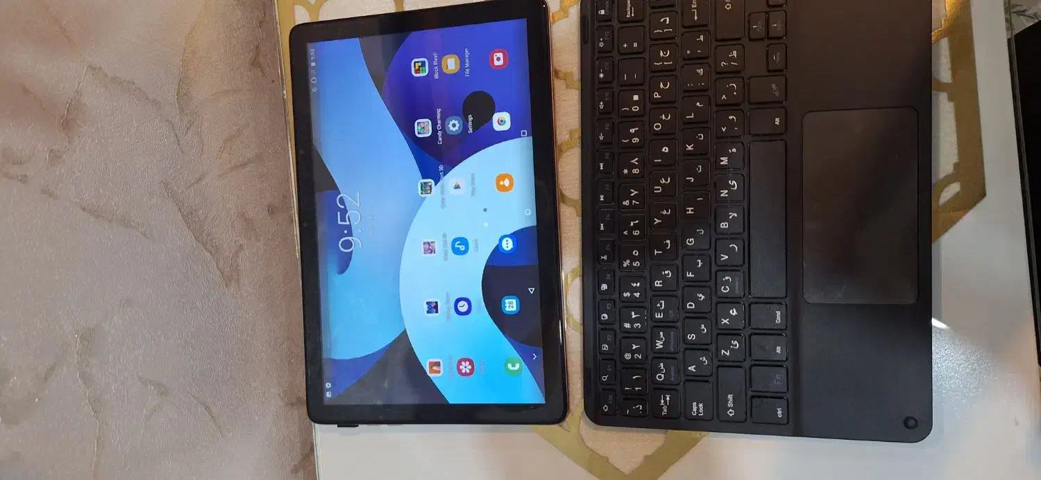 تبلت نو|تبلت|قرچک, مهدیه|دیوار