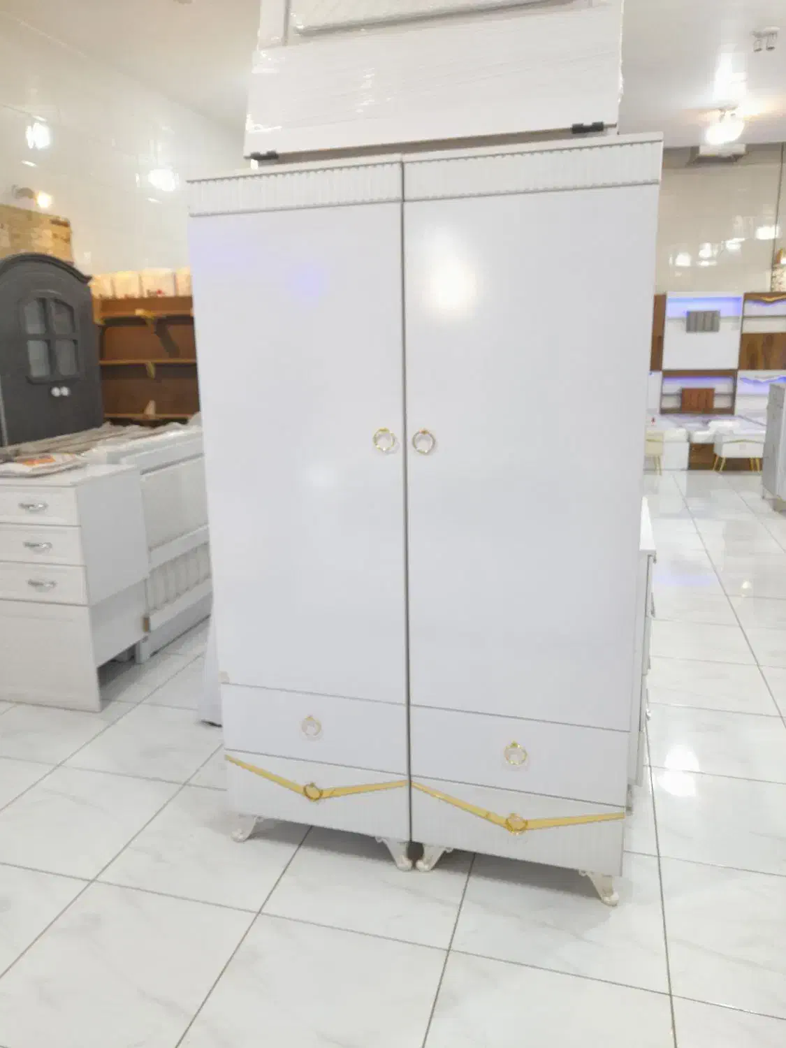 اجزای سرویس خواب|مبلمان خانگی و میز عسلی|نجفآباد, ویلاشهر|دیوار