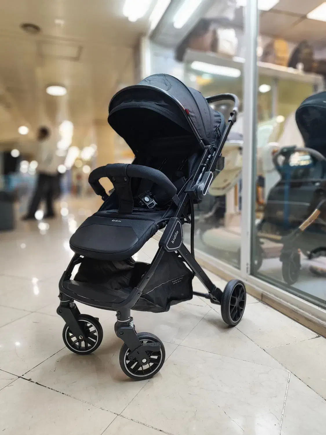 کالسکه کیدیلو با تحمل وزن پدر و مادر|کالسکه و لوازم جانبی|تهران, بهار|دیوار