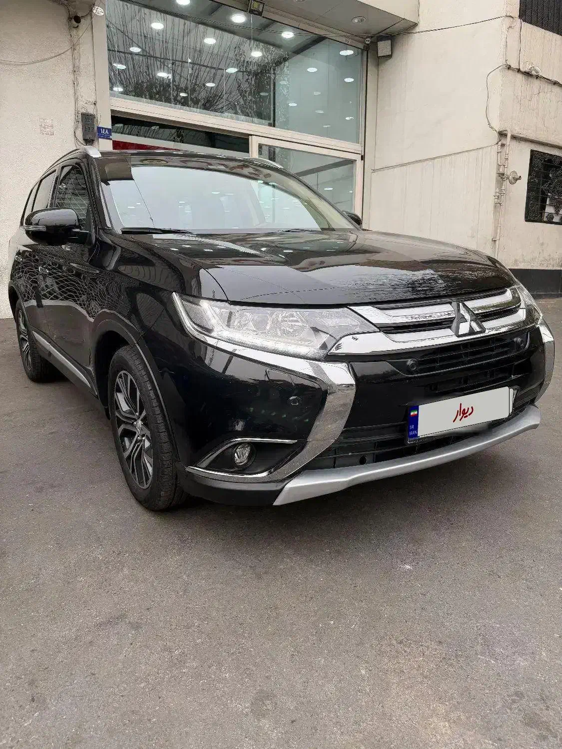 اوتلندر ۲۰۱۷ فول کامل تیپ ۵ تک برگ سند به رویت صفر|خودرو سواری و وانت|تهران, حشمتیه|دیوار