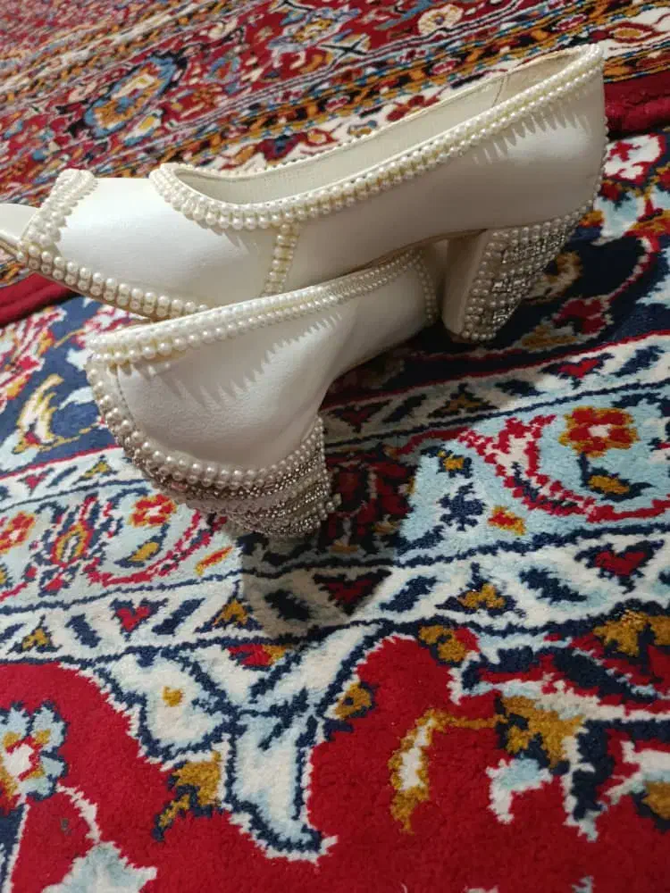 کفش|کیف، کفش، کمربند|گرمسار, |دیوار