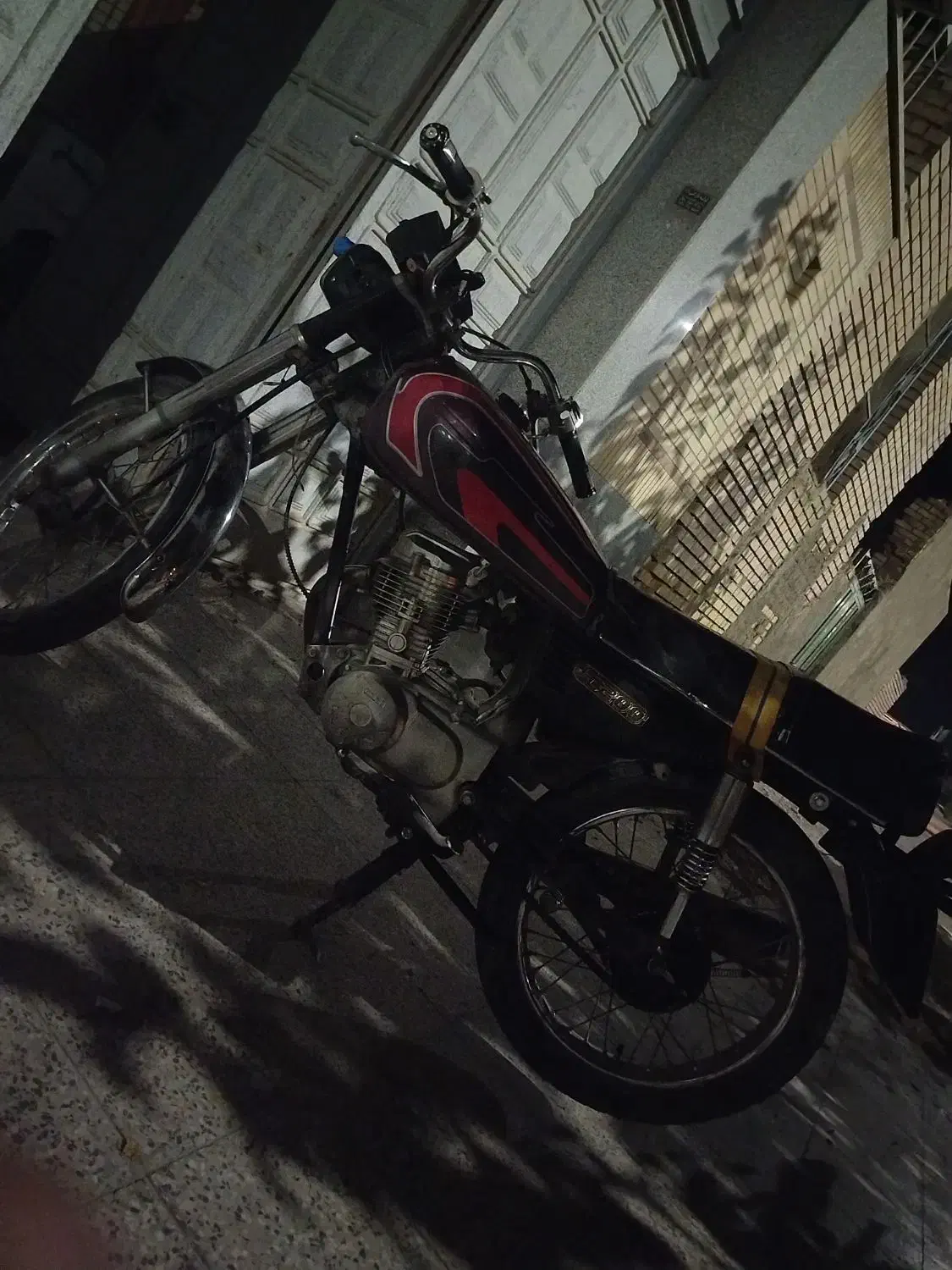 موتور هندا 125|موتورسیکلت|نجفآباد, یزدانشهر|دیوار