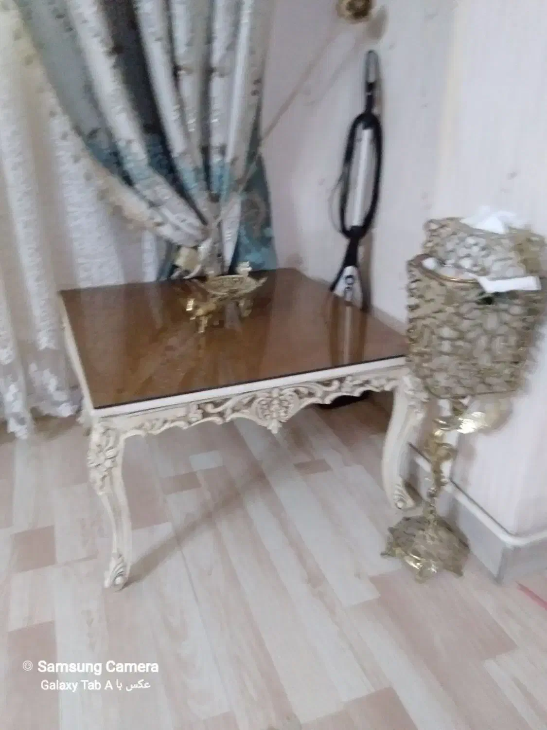 جلومبلی  وعسلی|مبلمان خانگی و میز عسلی|نسیم‌شهر, |دیوار
