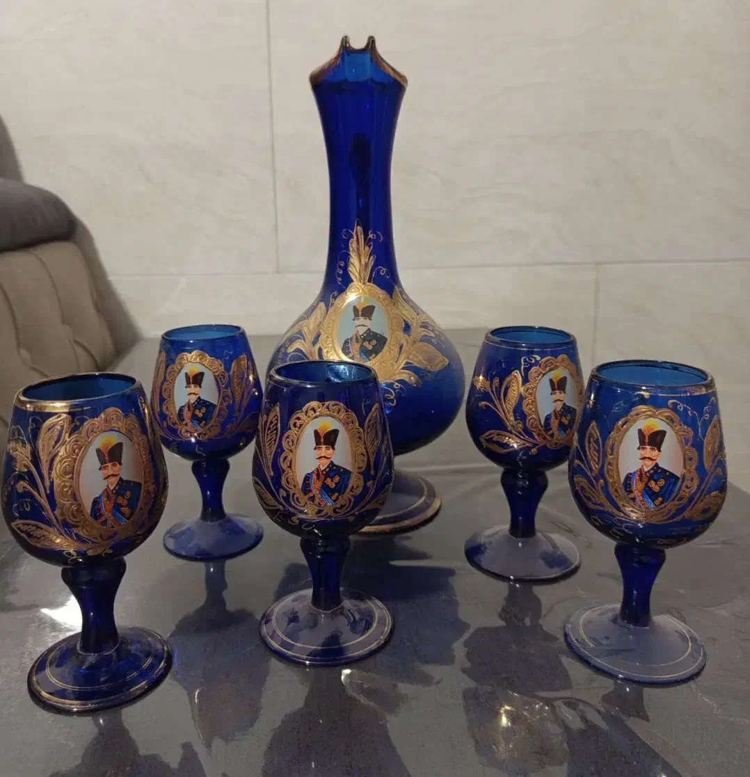 جام شراب قاجاری|کلکسیون اشیاء عتیقه|مشکیندشت, |دیوار