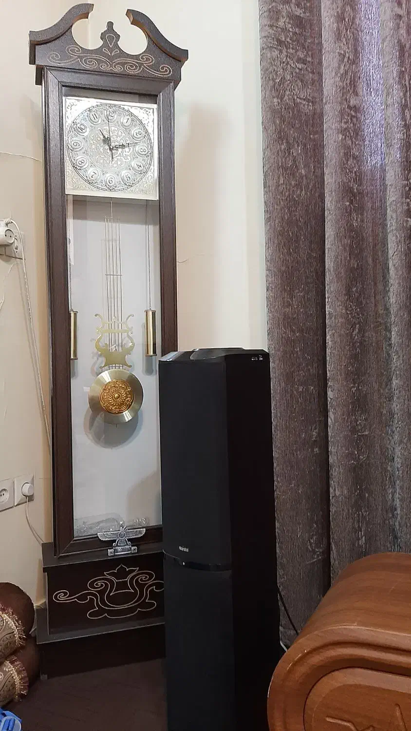 ساعت ایستاده|ساعت دیواری و تزئینی|تهران, آهنگ|دیوار