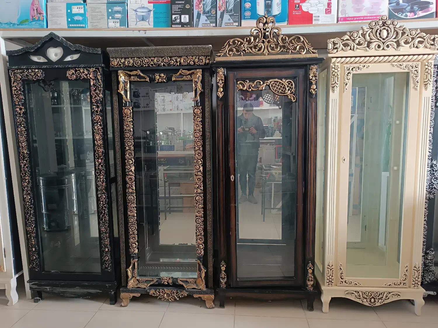 ۲۰ عدد بوفه و10میزتلوزیون بعلت تغییر شغل|بوفه، ویترین، کنسول|خدا آفرین, |دیوار