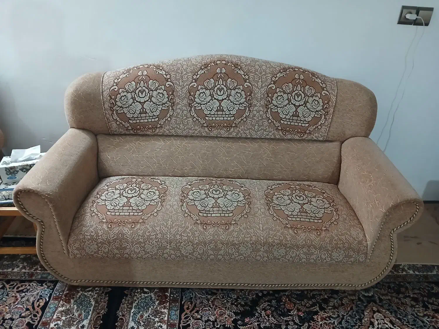 مبل ۷ نفره پارچه ی|مبلمان خانگی و میز عسلی|ساری, |دیوار