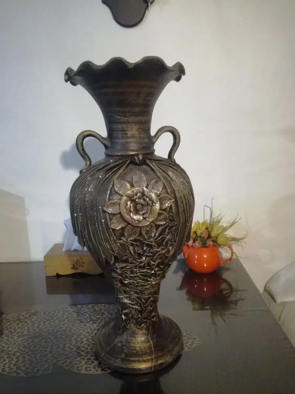 ۱۶ عدد گلدان بزرگ و متوسط|صنایع دستی و سایر لوازم تزئینی|تهران, هفده شهریور|دیوار