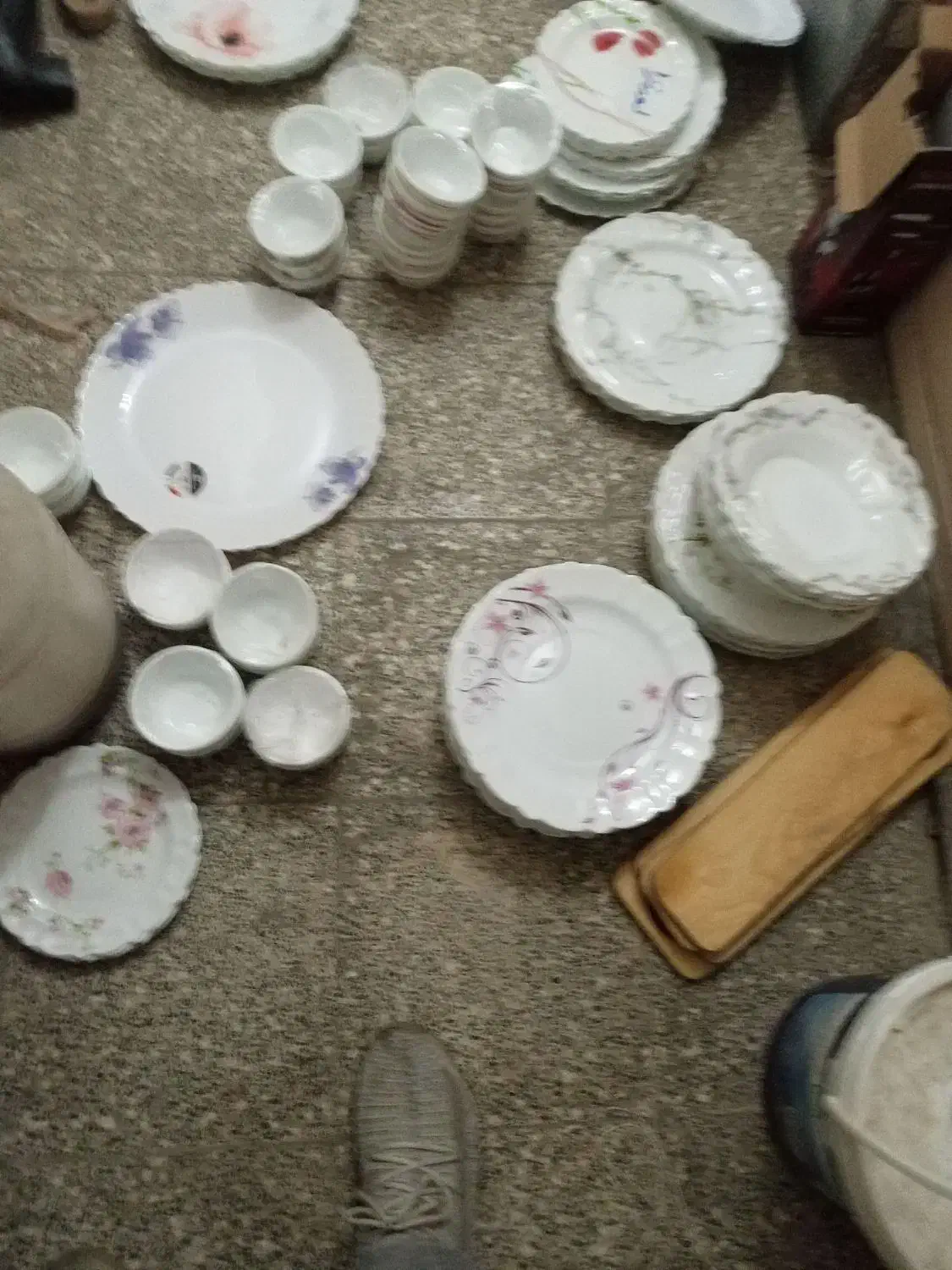 اکروپال جهت ناقصی زیاد هست نو نو|ظروف سرو و پذیرایی|مشهد, جاهد شهر|دیوار