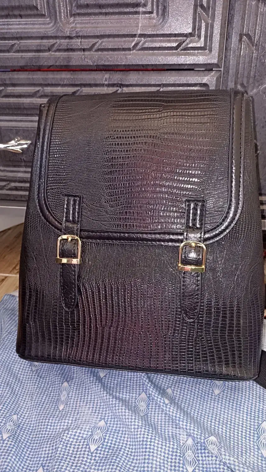 کوله دانشجویی چرم|کیف، کفش، کمربند|کرمانشاه, |دیوار