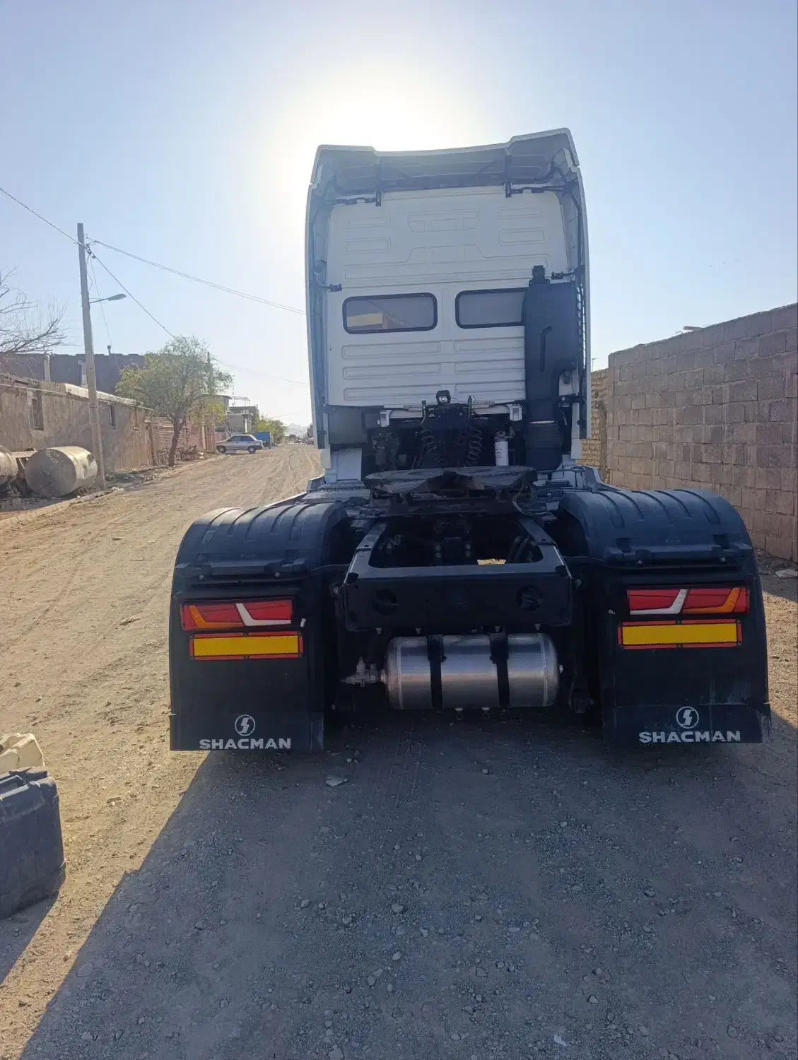 شاکمن شاکموتو|خودرو سنگین|تربتحیدریه, آسایش|دیوار