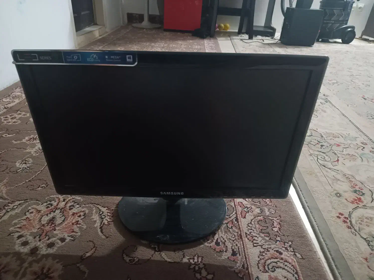 مانیتور. 19led پنل شکسته سامسونگ|قطعات و لوازم جانبی رایانه|اصفهان, ابر|دیوار