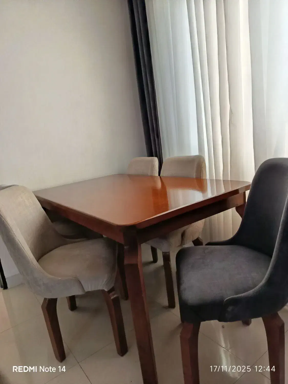 میز ناهارخوری ۶ نفره|میز و صندلی غذاخوری|گرگان, |دیوار