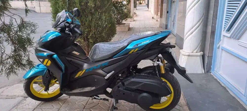 ۲ عدد موتور کلیک|موتورسیکلت|بروجرد, |دیوار