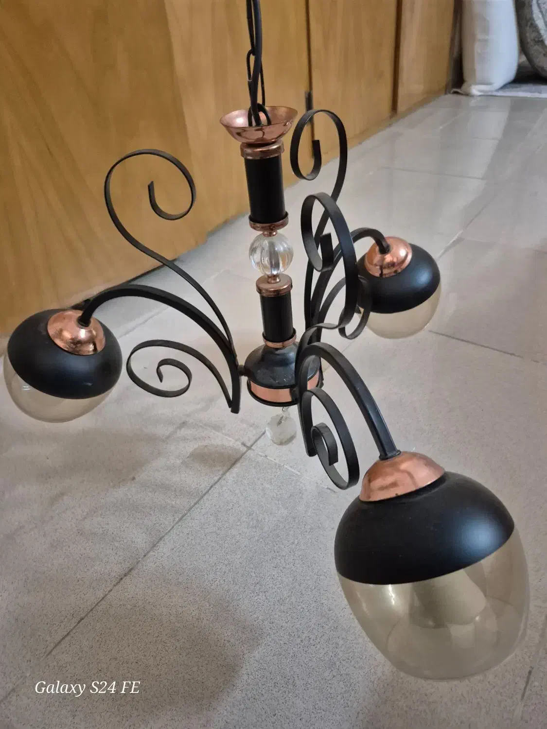 لوستر خارجی باهوس آلمان|لوستر و چراغ آویز|اصفهان, همدانیان|دیوار