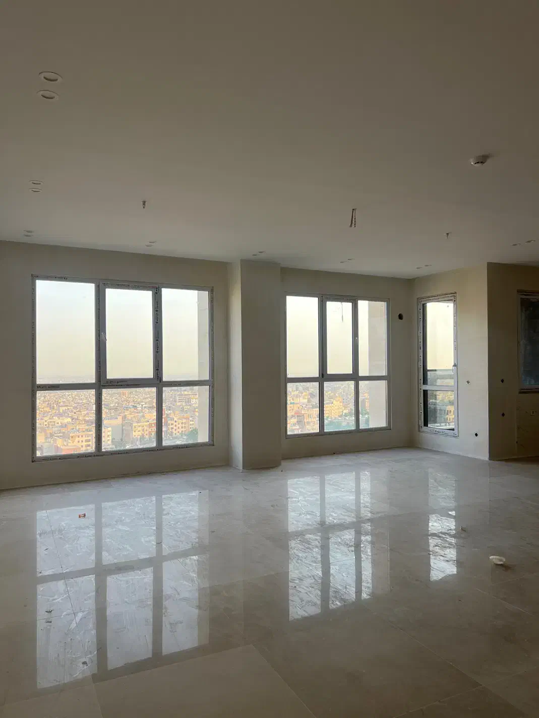 ۲۵۰ منری ۴ خواب ویو کارت پستال چهار فصل|فروش آپارتمان|تهران, پونک|دیوار