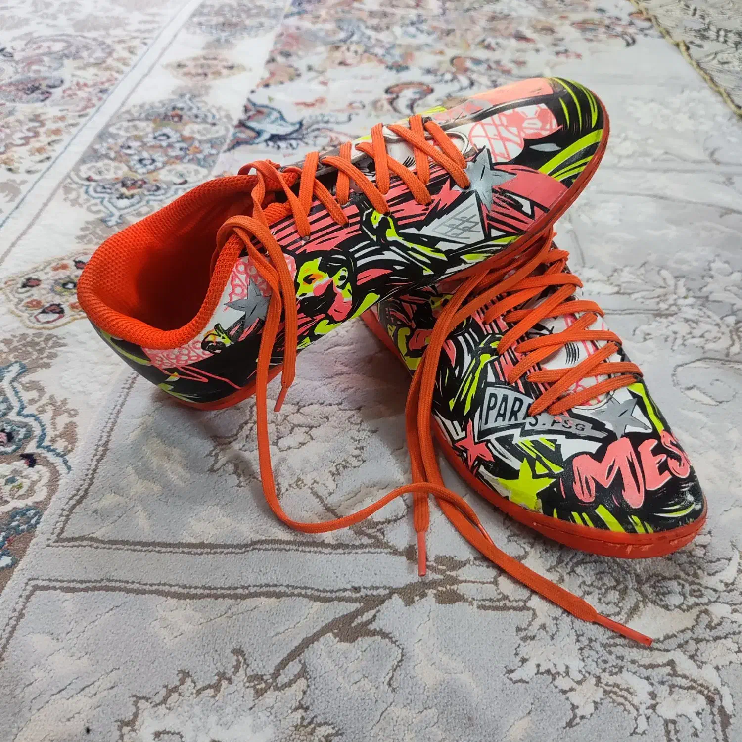 کفش و لباس ورزشی|کفش و لباس بچه|دلیجان, |دیوار