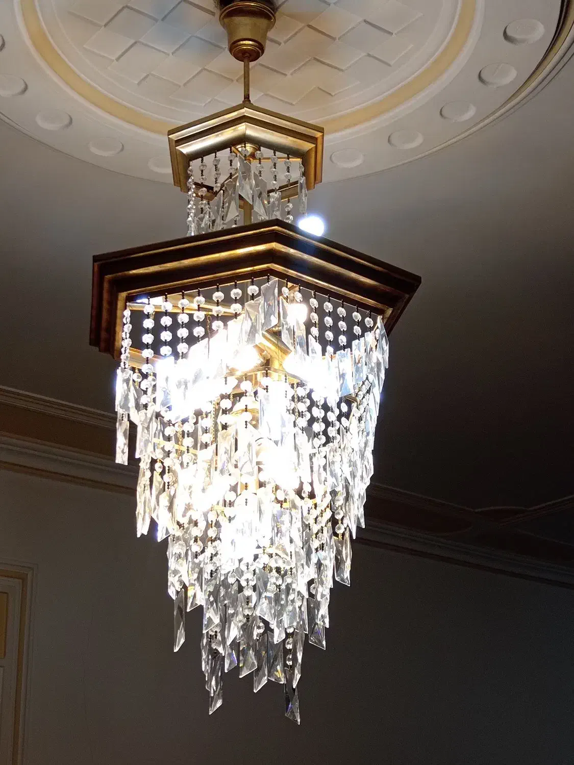 لوستر|لوستر و چراغ آویز|ارومیه, |دیوار