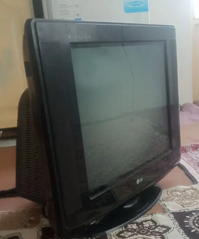 تلویزیون ال جی مدل صفحه تخت|تلویزیون و پروژکتور|گنبد کاووس, |دیوار