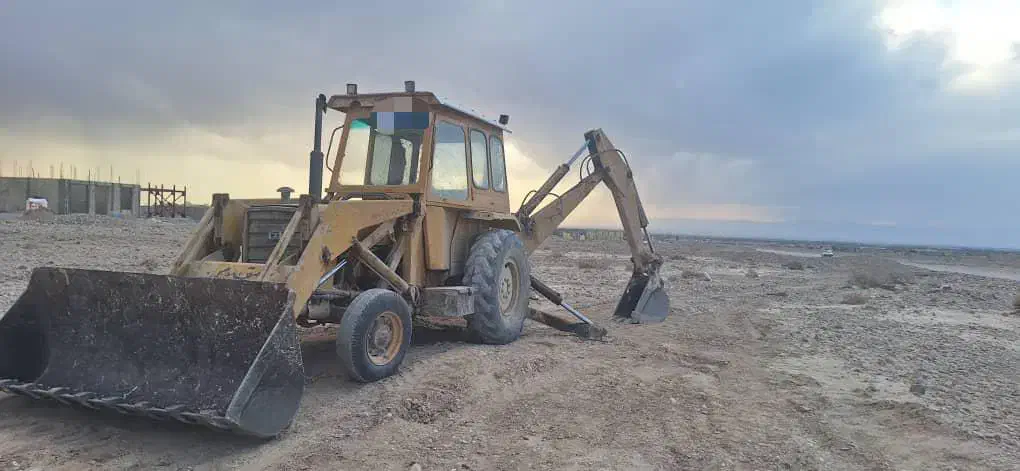 بیل بکهو مدل tdl مدل ۱۳۷۲|خودرو سنگین|مشهد, مصلی (کارمندان اول)|دیوار
