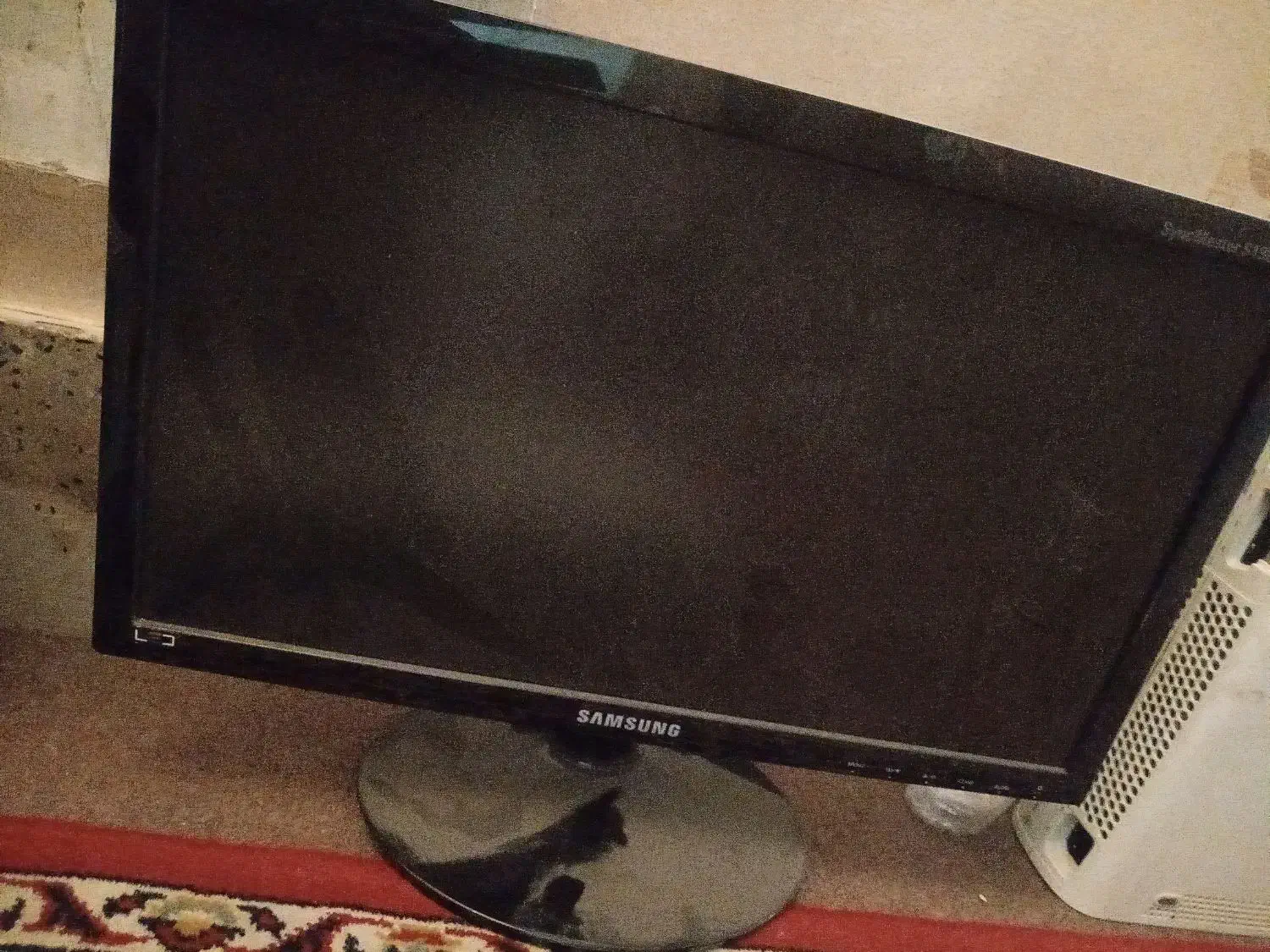 ۲ عدد مانیتور ۲۰ اینچ led کاملا سالم سامسونگ|قطعات و لوازم جانبی رایانه|تهران, دهقان|دیوار