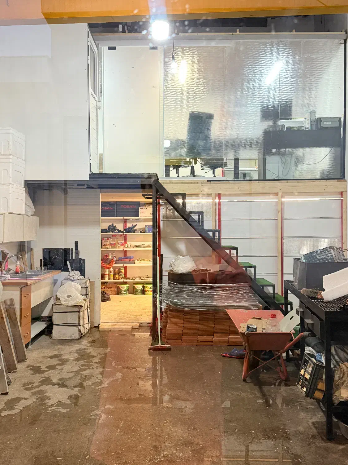 گزینه ای مناسب برای کار و یا سرمایه گذاری|فروش مغازه و غرفه|نوشهر, |دیوار