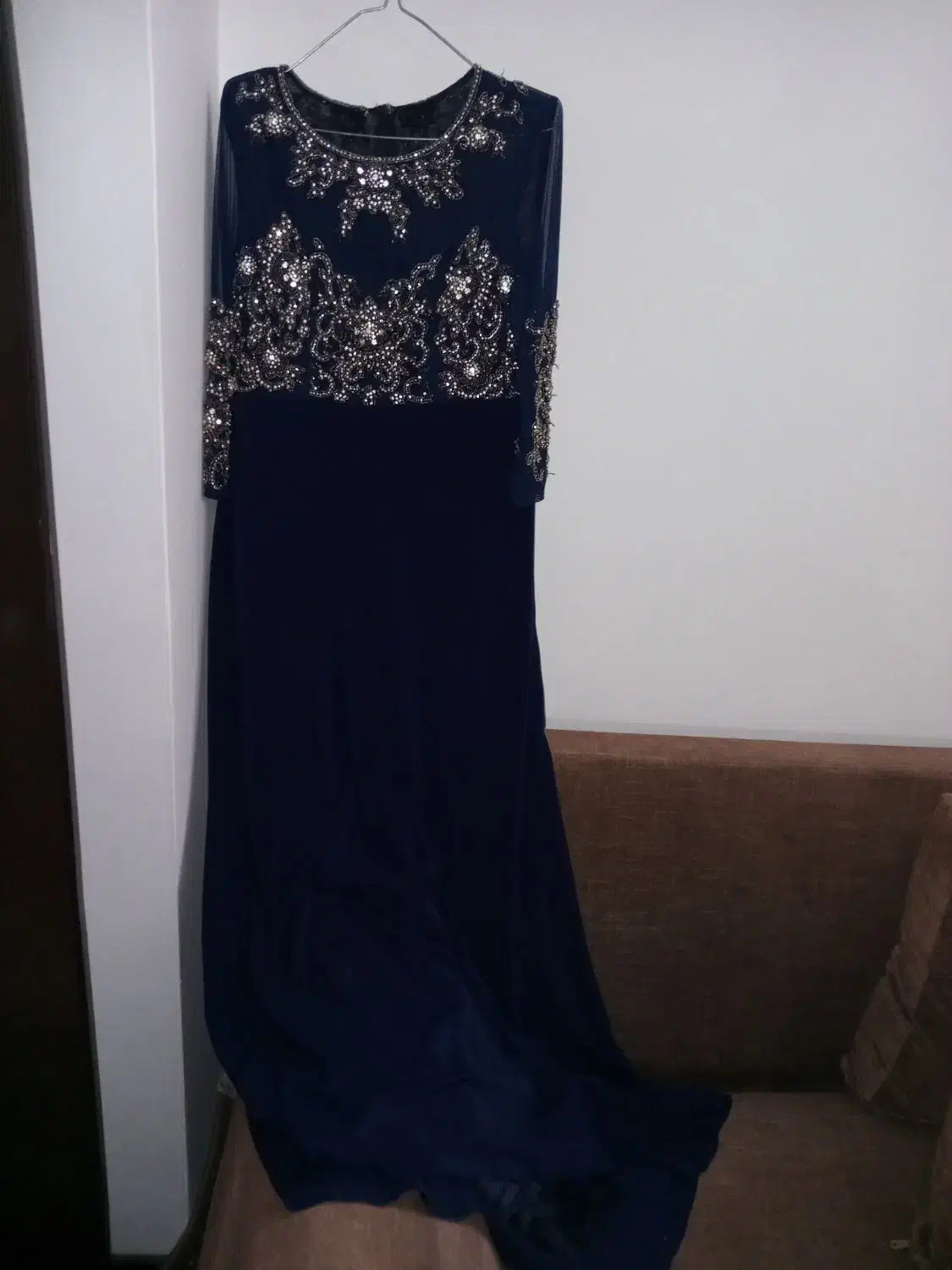 لباس مجلسی زنانه|لباس|قم, شاه سید علی|دیوار