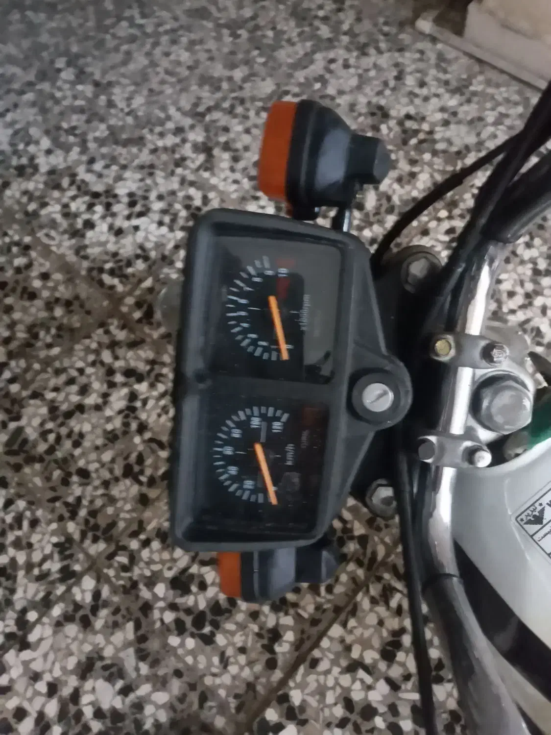 موتورمزاییده ۱۲۵درحدوتمیز|موتورسیکلت|رشت, رشتیان|دیوار