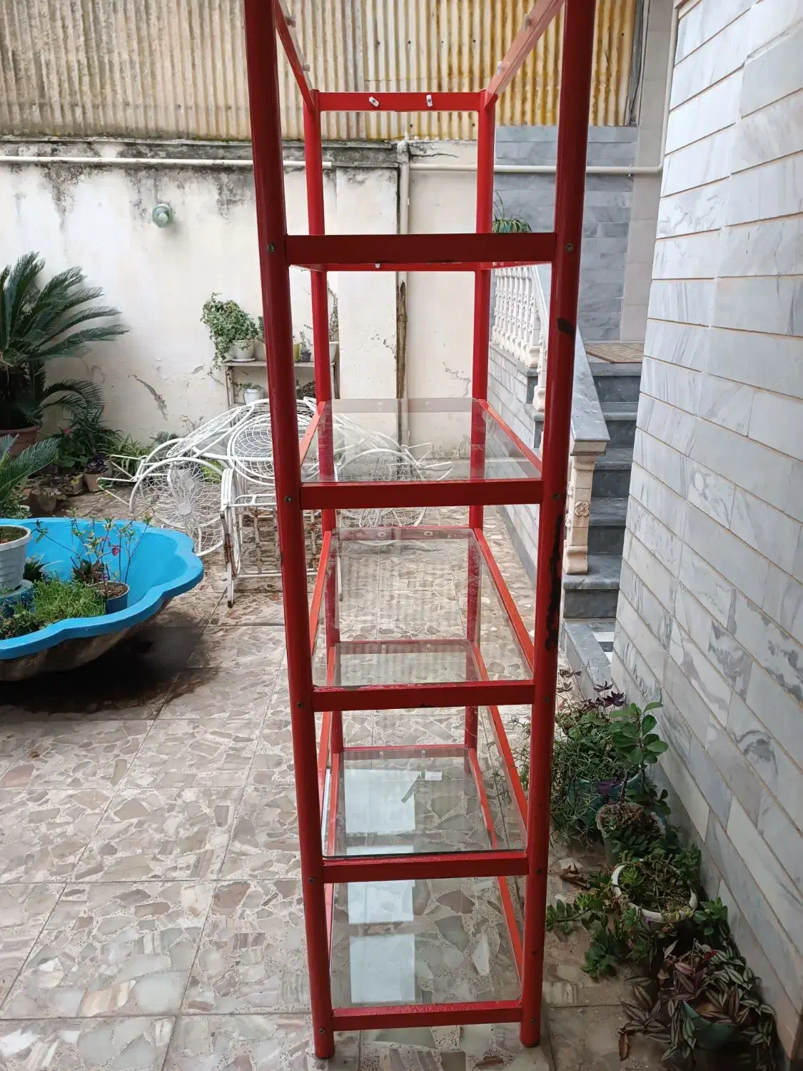 قفسه فلزی ۵ طبقه با شیشه|کتابخانه، شلف، قفسههای دیواری|رشت, یخسازی|دیوار