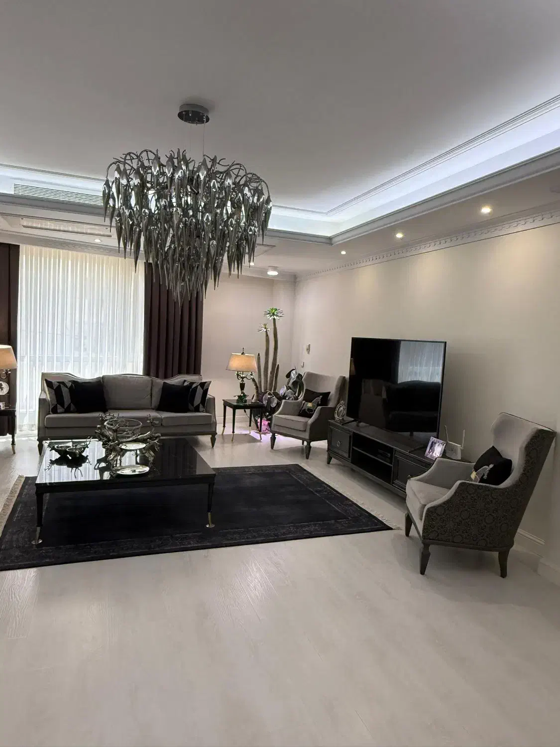 200 متر سه خواب آجودانیه سپند/غرق در نور