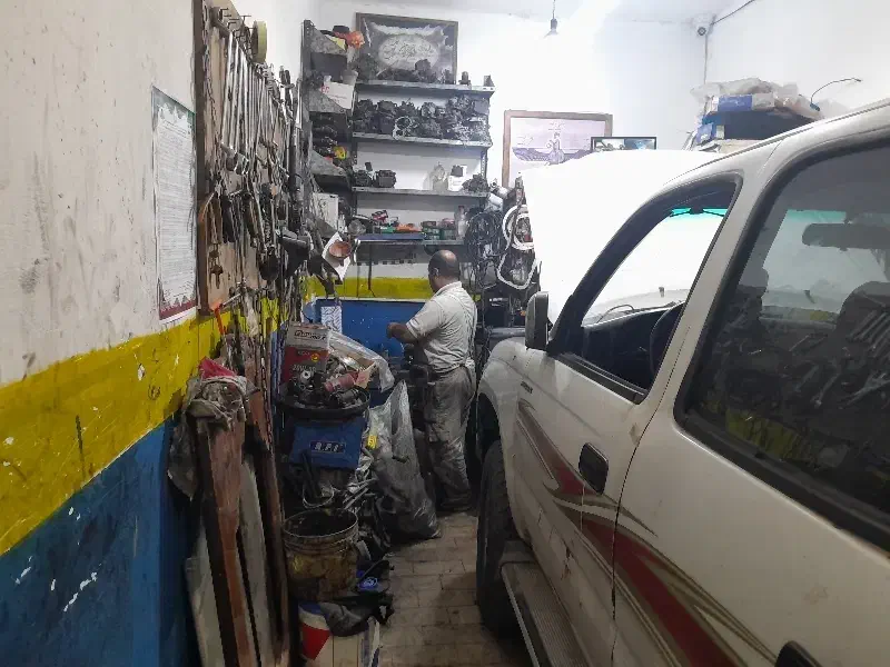 نیازمند کارگر در تعمیرگاه|استخدام صنعتی، فنی، مهندسی|چابکسر, |دیوار