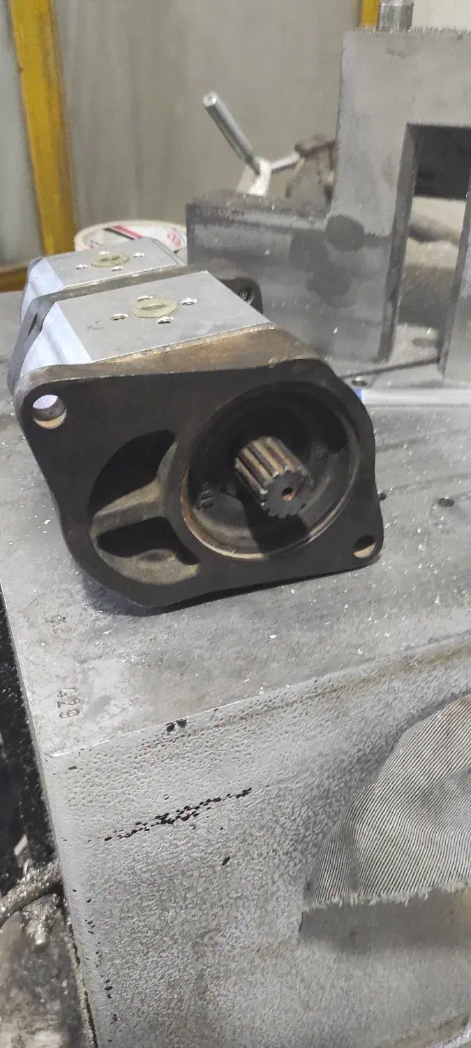 پمپ فرمان تراکتور والترا|قطعات یدکی و لوازم جانبی|شیراز, فرگاز|دیوار