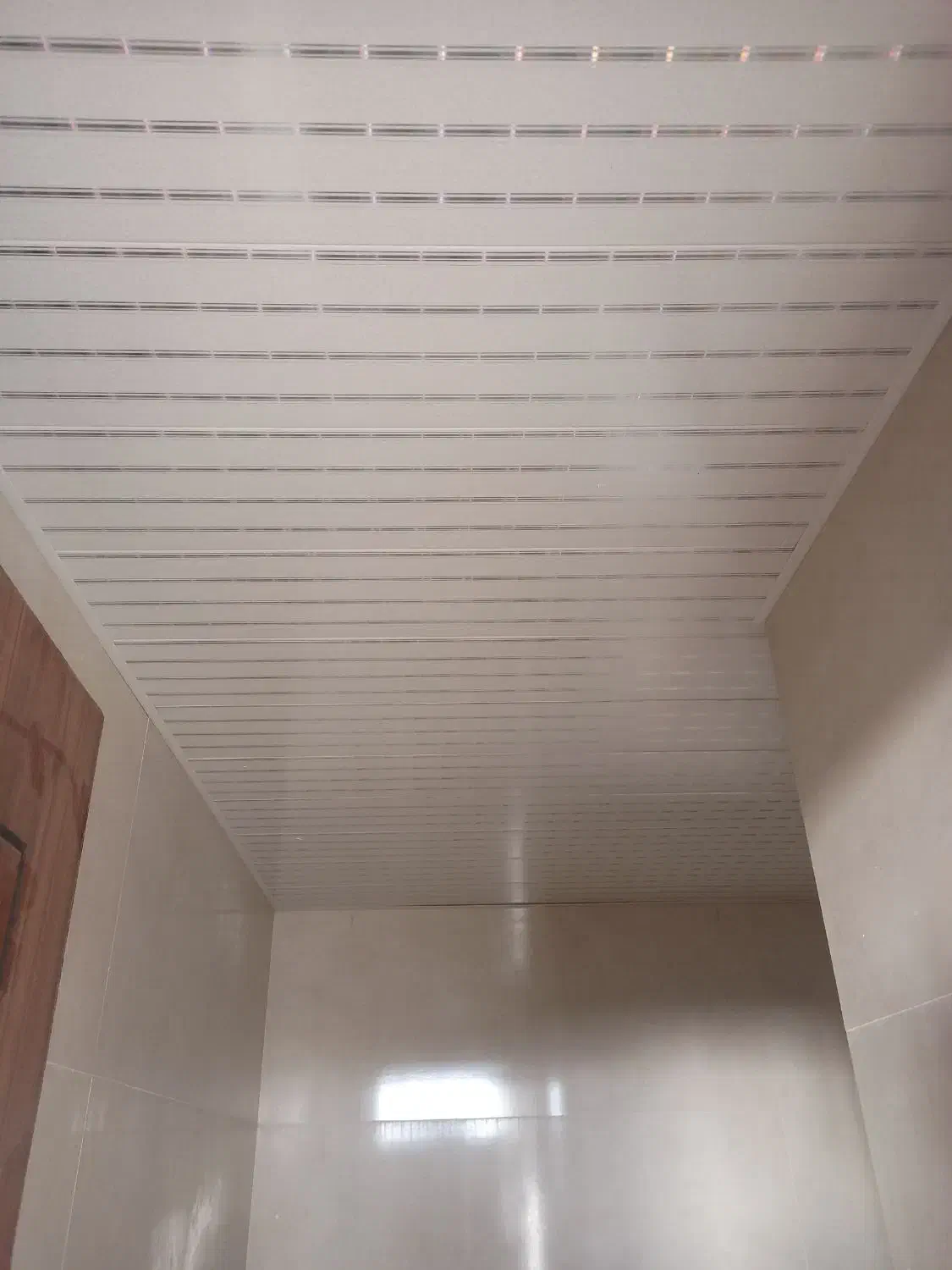 نصب pvc. نصاب پی وی سی|خدمات پیشه و مهارت|یزد, |دیوار