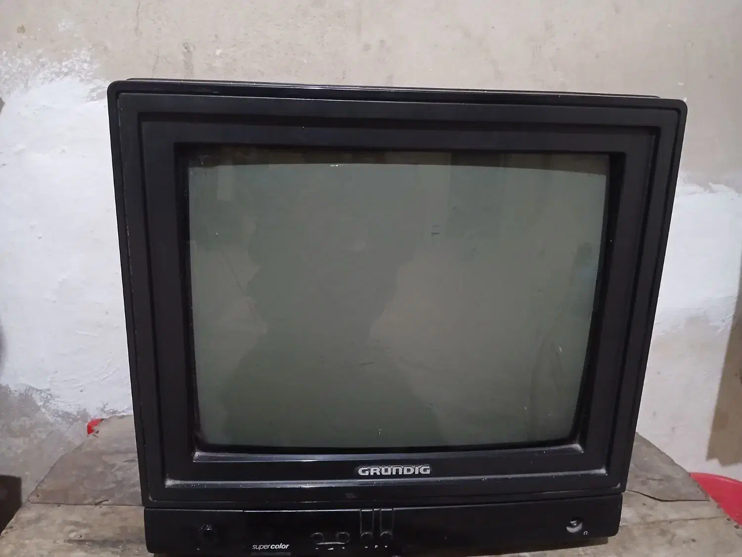 تلویزیون ۱۴|تلویزیون و پروژکتور|زنجان, |دیوار