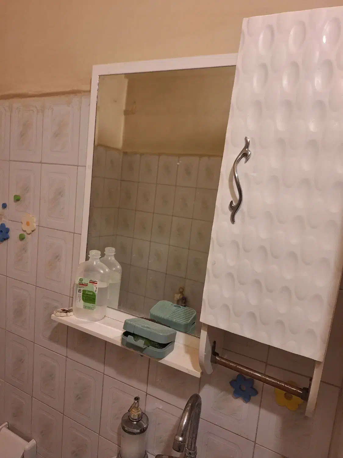 آیینه و جا مسواکی توالت|لوازم سرویس بهداشتی|تهران, سازمان برنامه جنوبی|دیوار