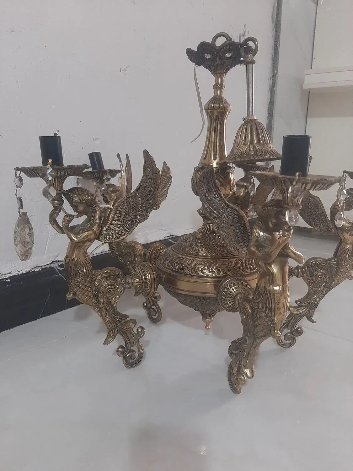 لوستر۵ شاخه|لوستر و چراغ آویز|چهارباغ, |دیوار