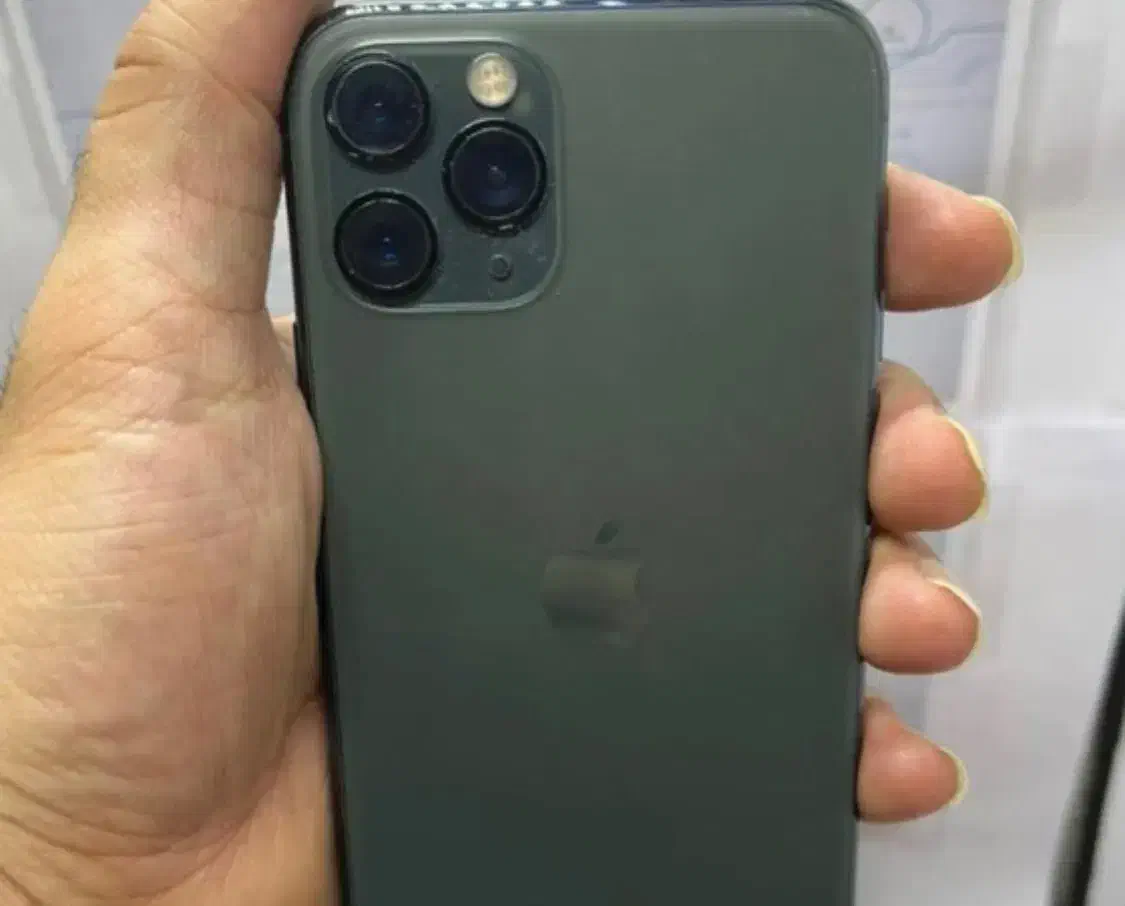 iphone 11pro|موبایل|اراک, |دیوار