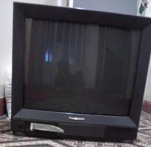 تلویزیون پاناسونیک بفروش میرسد|تلویزیون و پروژکتور|مسجد سلیمان, |دیوار