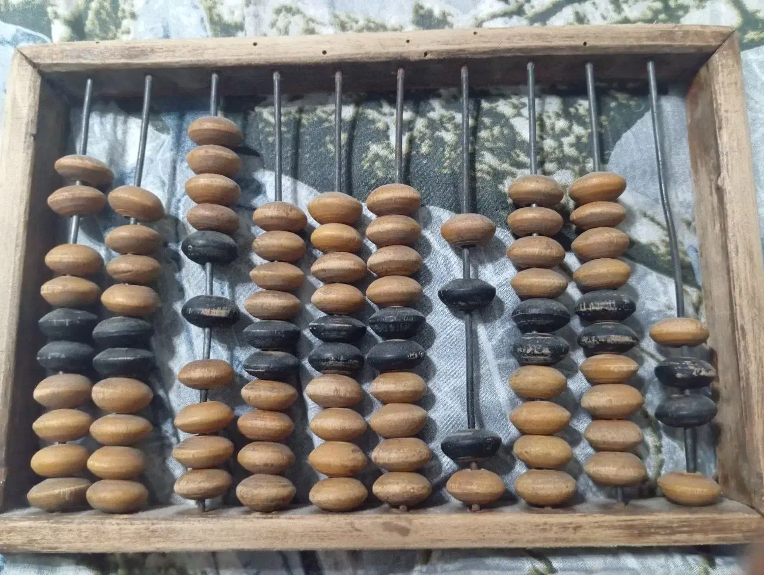 چرتکه عتیقه|کلکسیون اشیاء عتیقه|بندر انزلی, انقلاب|دیوار