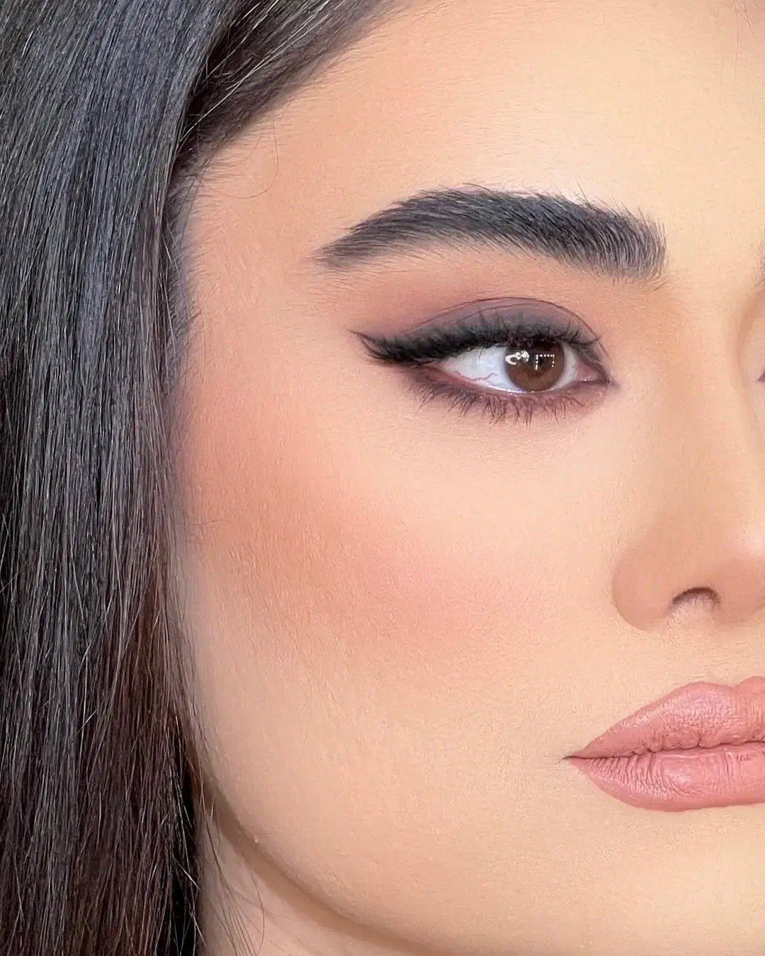 میکاپ|خدمات آرایشگری و زیبایی|شیراز, بعثت|دیوار