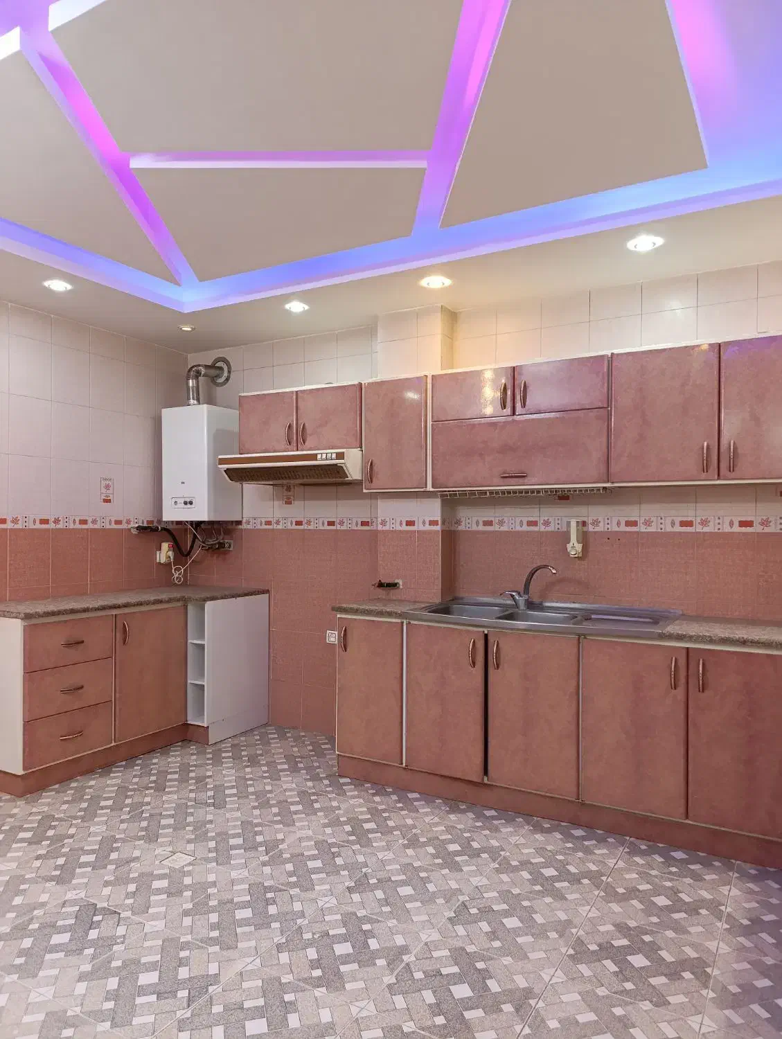 رهن آپارتمان دوخواب طبقه اول۱۱۵متری*ویلاشهر*|اجارهٔ آپارتمان|نجف‌آباد, ویلاشهر|دیوار