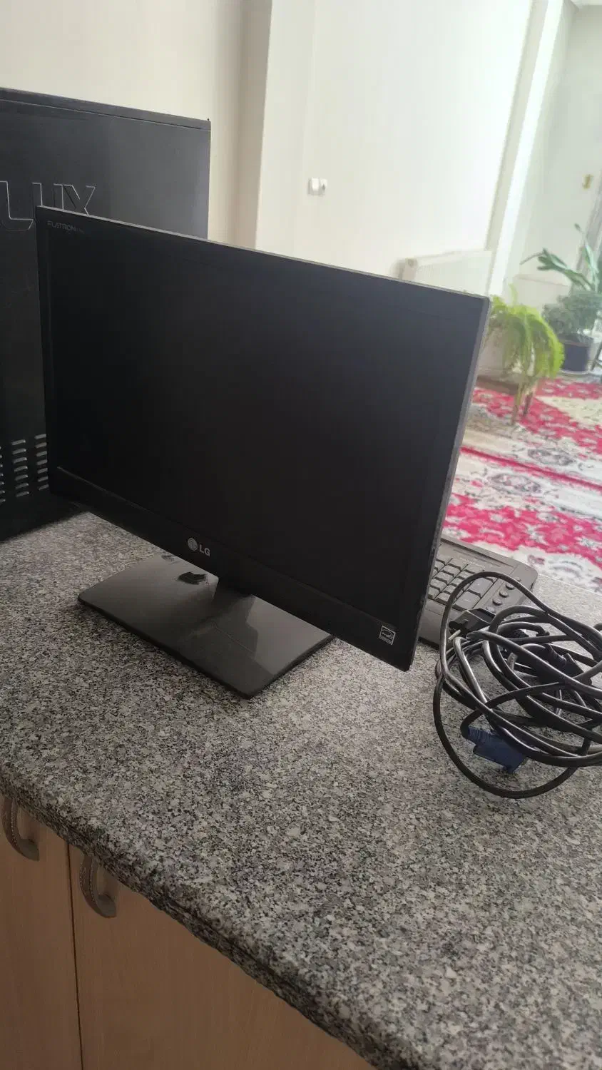 سیستم خانگی|رایانه رومیزی|اصفهان, شفق|دیوار