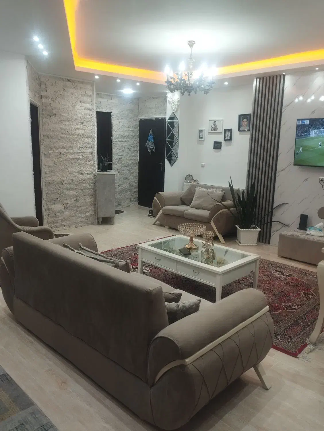 فروش مبل 7نفریوغذاخوری8نفره|مبلمان خانگی و میز عسلی|نقده, |دیوار