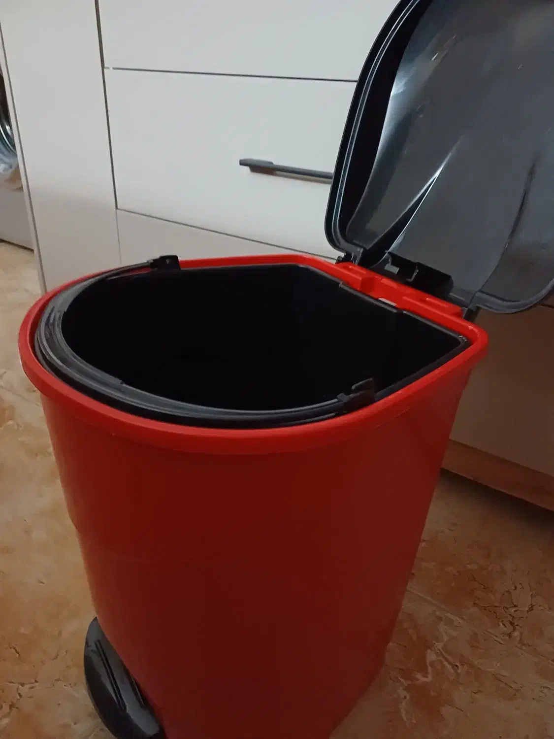 سطل آشغال|لوازم نظافت|تبریز, |دیوار