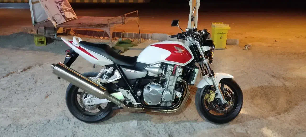 cb 1300 2003|موتورسیکلت|تهران, هفت چنار|دیوار