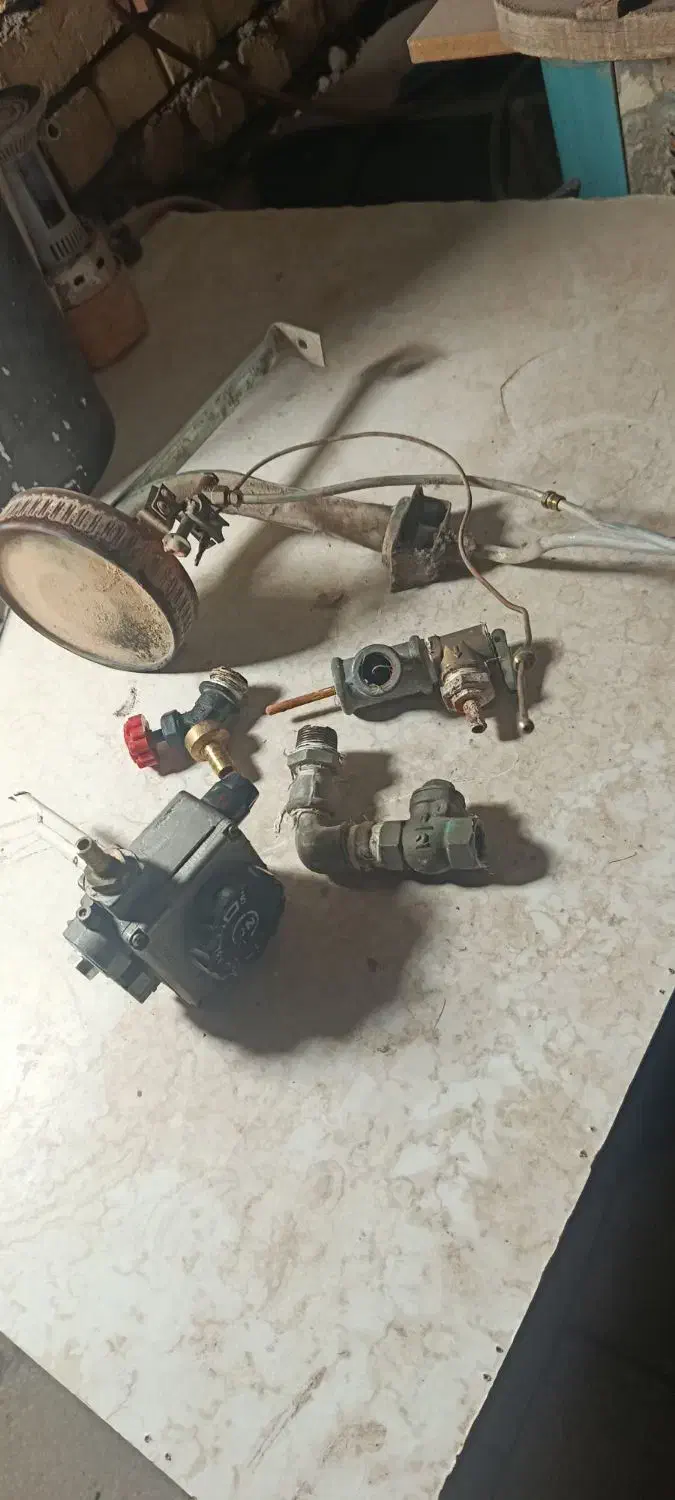 لوازم گرم کن زمینی|آبگرمکن، پکیج، شوفاژ|قم, ولیعصر|دیوار