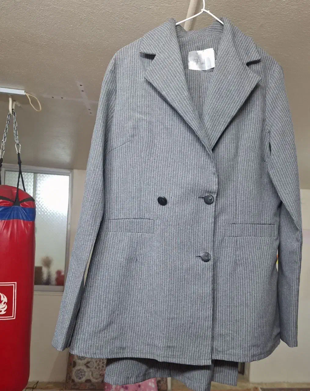 چند دسته لباس درحد نو برای کار درسورتینگ|لباس|نکا, |دیوار