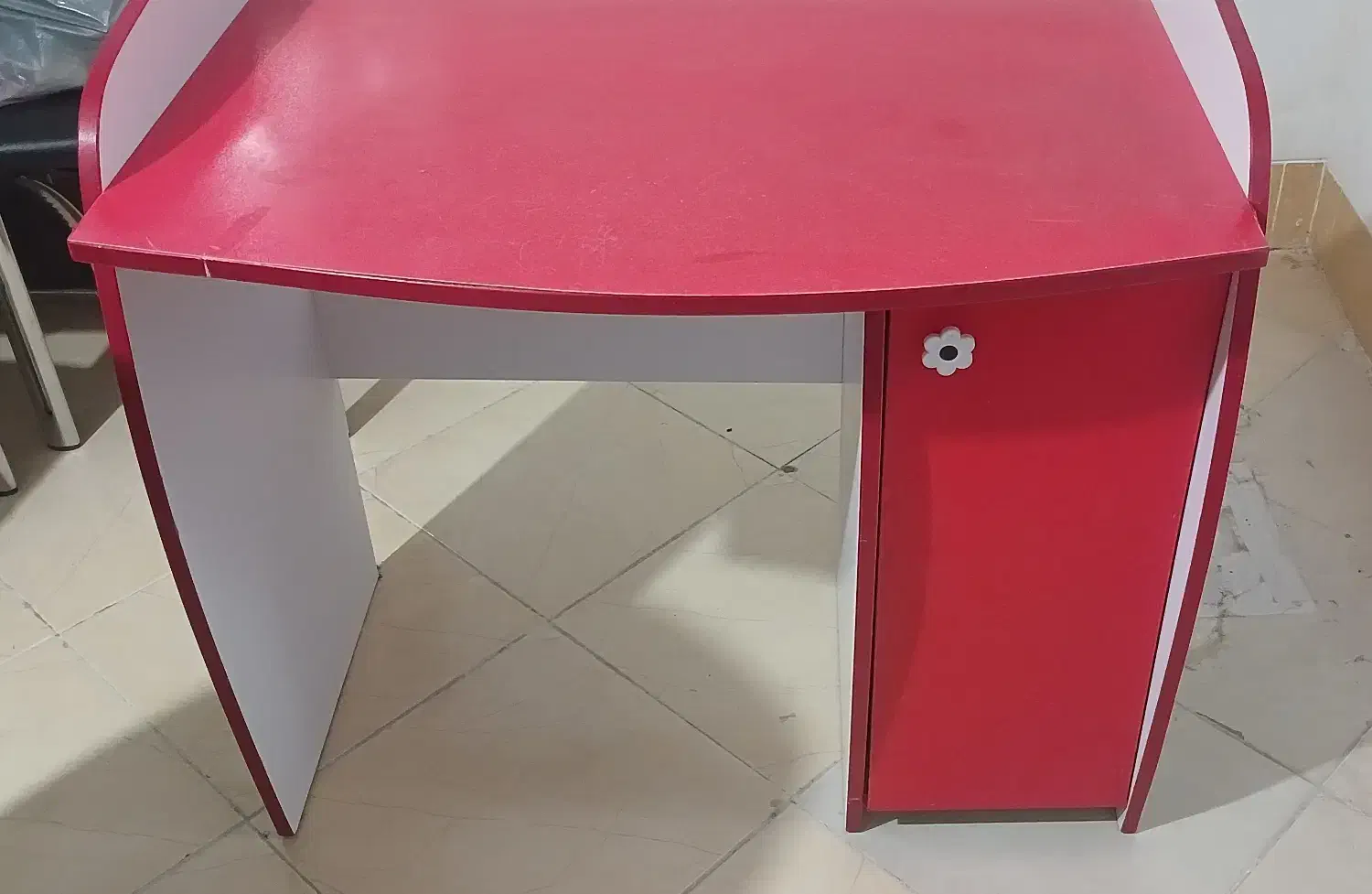 میز مطالعه کودک و نوجوان mdf|میز تحریر و کامپیوتر|قم, شهرک قدس|دیوار