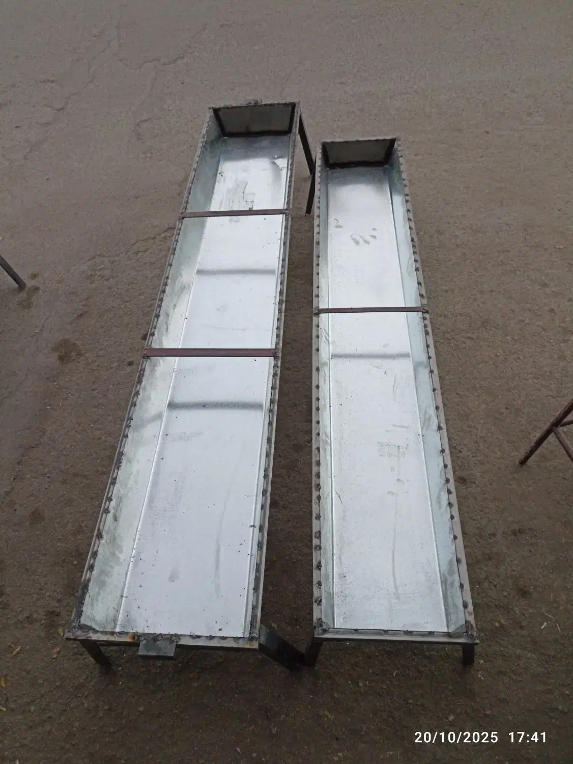 ساعت ایستاده غم نا آخور گوسفند|ساعت دیواری و تزئینی|ایلام, |دیوار