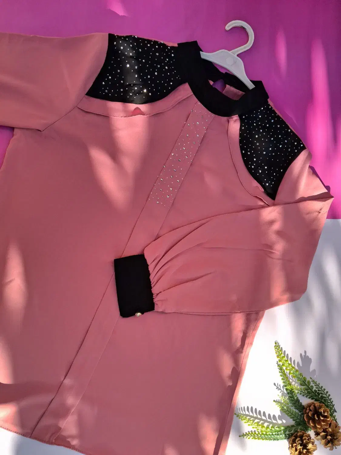 لباس های زنانه مردانه و بچگانه|لباس|شازند, |دیوار